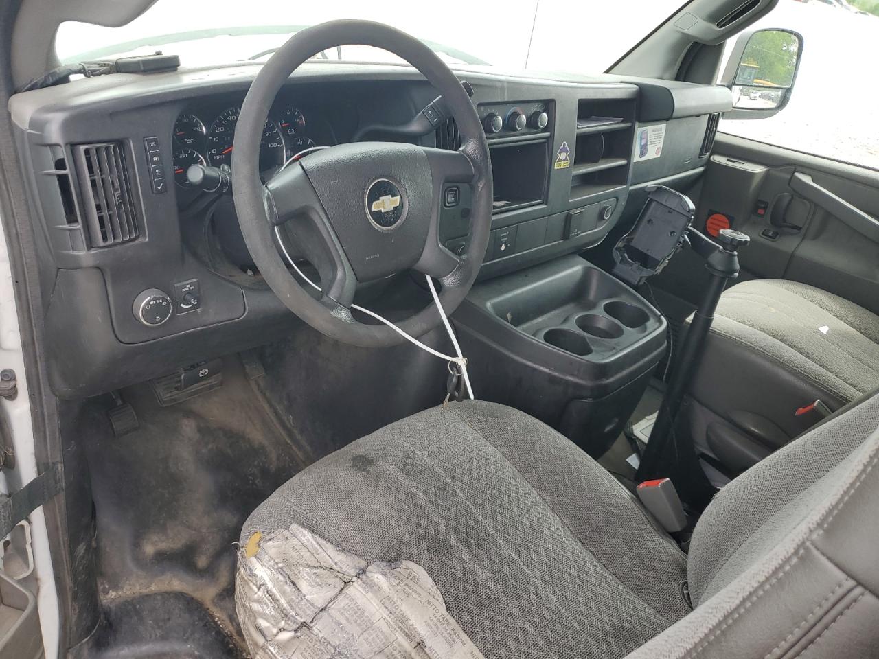 1gcwgaf16h1215612 1GCWGAF16H1215612 2017 Chevrolet Express G2500