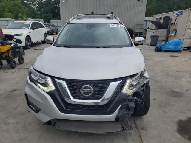  NISSAN ROGUE 2018 Серебристый