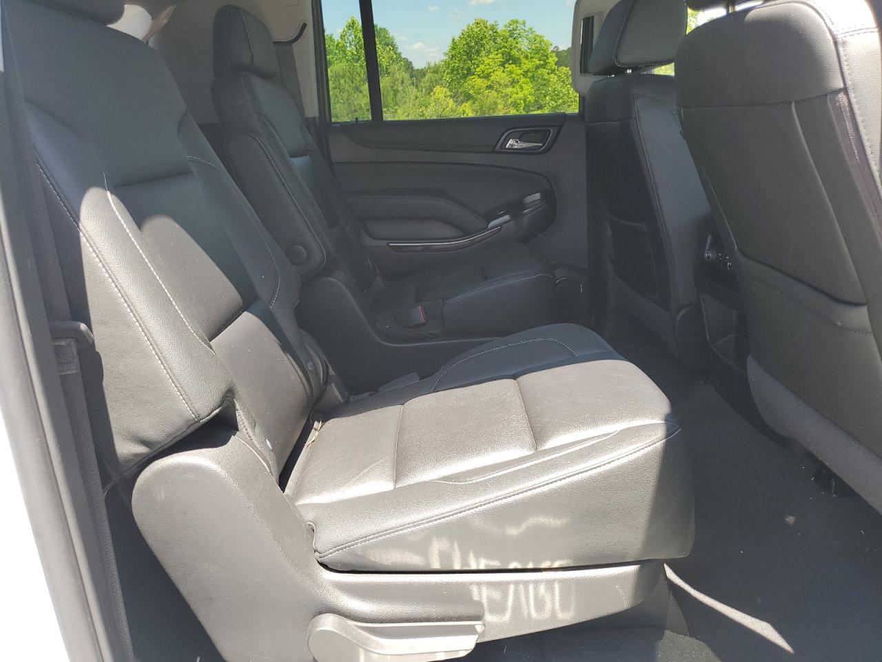 2019 Chevrolet Suburban K1500 Lt VIN: 1GNSKHKC3KR387903 Lot: 57580805