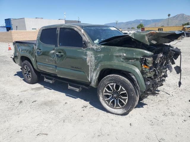  TOYOTA TACOMA 2022 Зелений