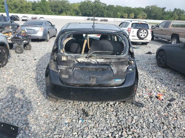Hatchbacks NISSAN VERSA 2016 Czarny