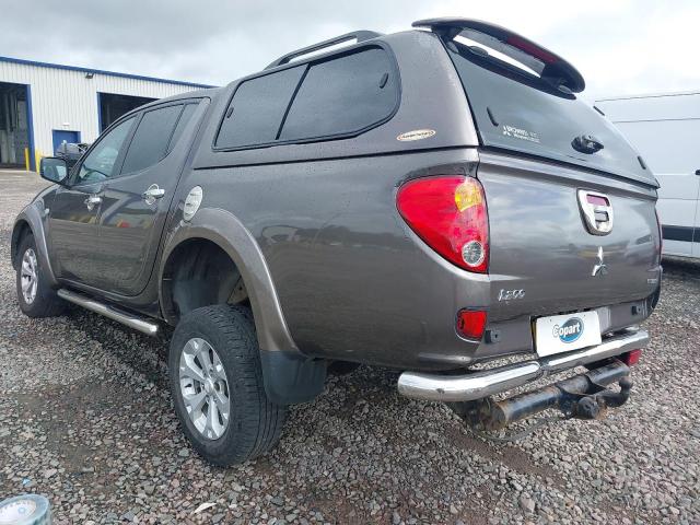 2011 MITSUBISHI L200 BARBA
