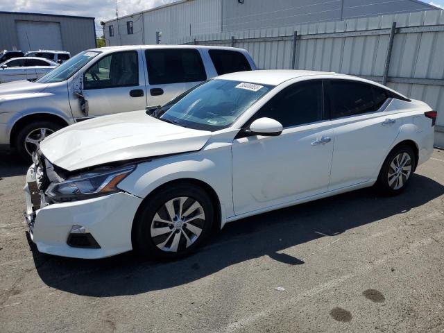  NISSAN ALTIMA 2019 Белый