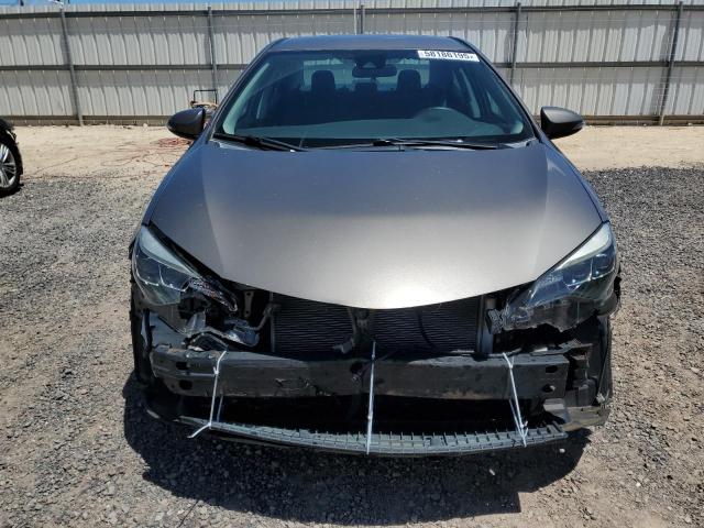  TOYOTA COROLLA 2017 Серебристый