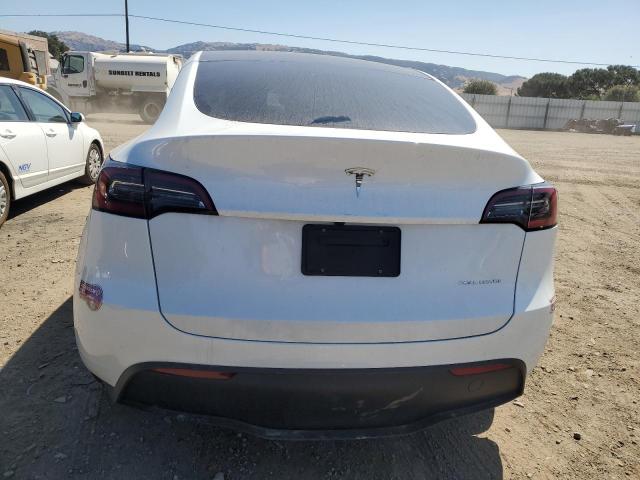  TESLA MODEL Y 2024 White