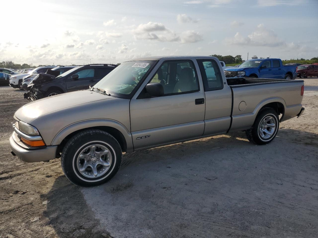 1999 Chevrolet S Truck S10 for Sale in West Palm Beach, FL - Rear End