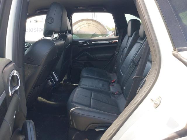 2011 PORSCHE CAYENNE V6