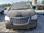 2010 Chrysler Town & Country Touring na sprzedaż w Wayland, MI - Side