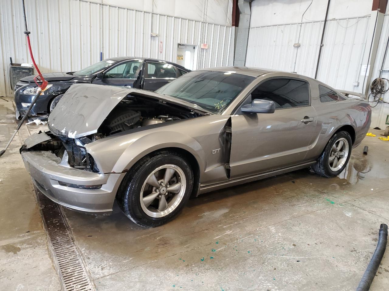 2005 Ford Mustang Gt იყიდება Franklin-ში, WI - Front End
