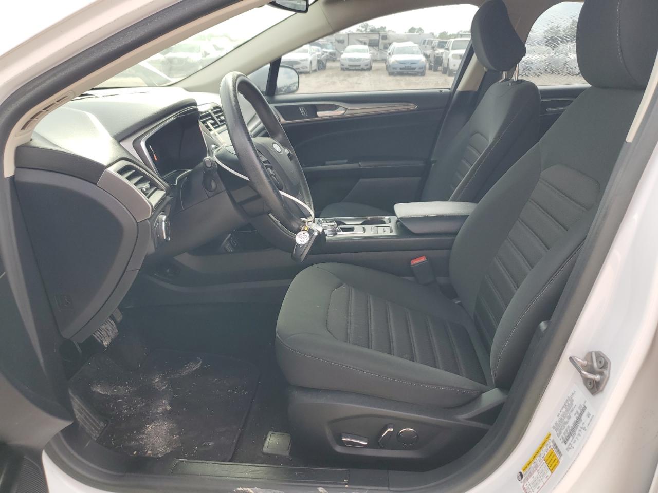 2020 Ford Fusion Se VIN: 3FA6P0LU0LR119102 Lot: 54043745