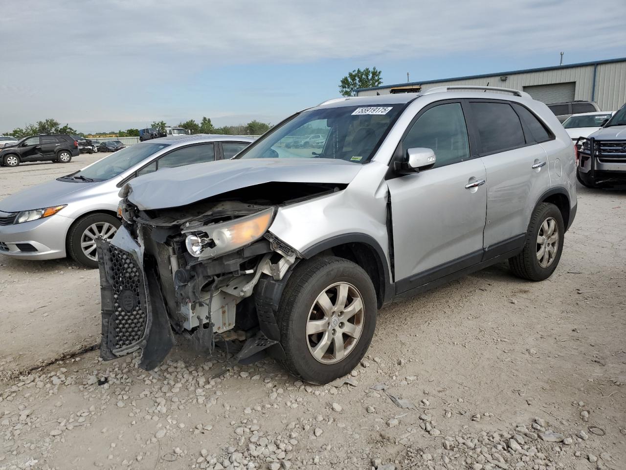 5XYKT4A1XBG179157 KIA SORENTO Photo 1