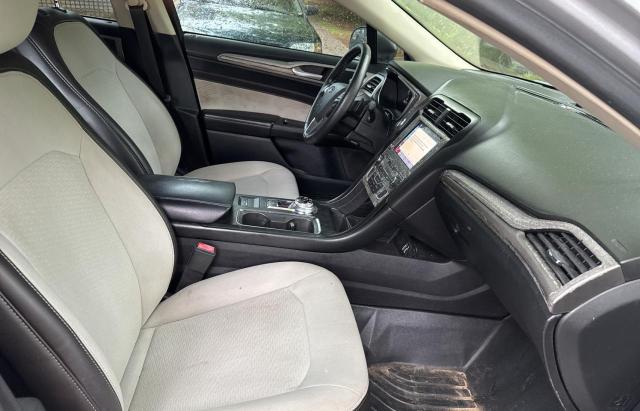 FORD FUSION 2019 Srebrny