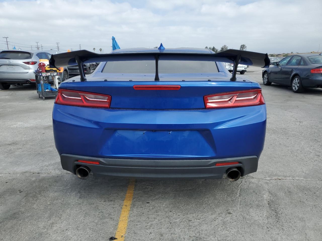 2018 Chevrolet Camaro Lt VIN: 1G1FB1RS5J0137976 Lot: 56569685