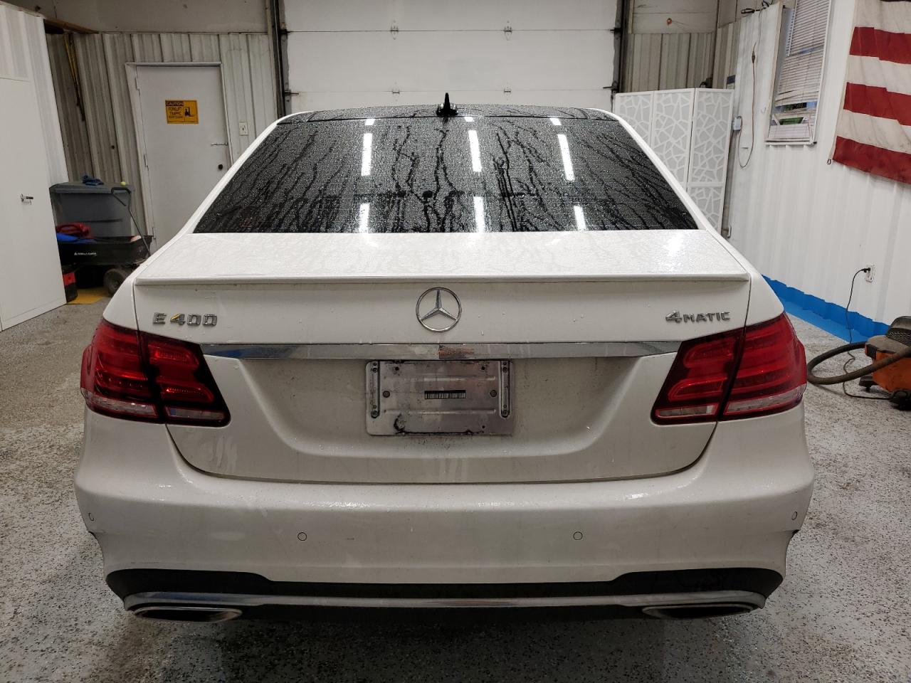 2016 Mercedes-Benz E 400 4Matic VIN: WDDHF6HB2GB170018 Lot: 56477555