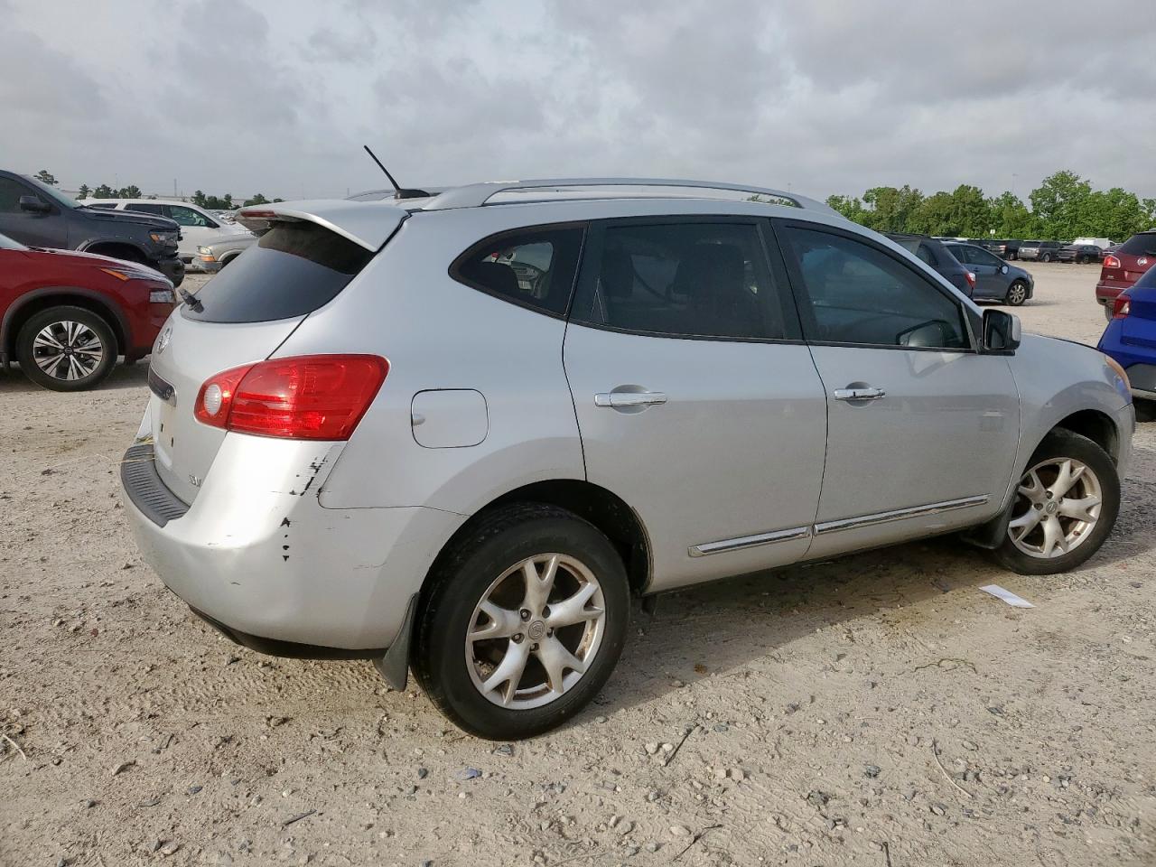 2011 Nissan Rogue S VIN: JN8AS5MT0BW166698 Lot: 56861115