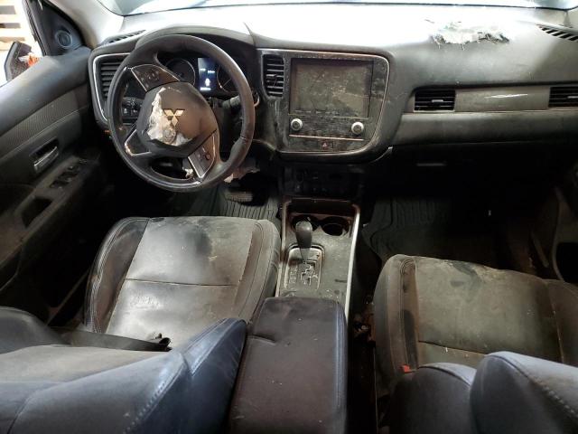  MITSUBISHI OUTLANDER 2020 Srebrny