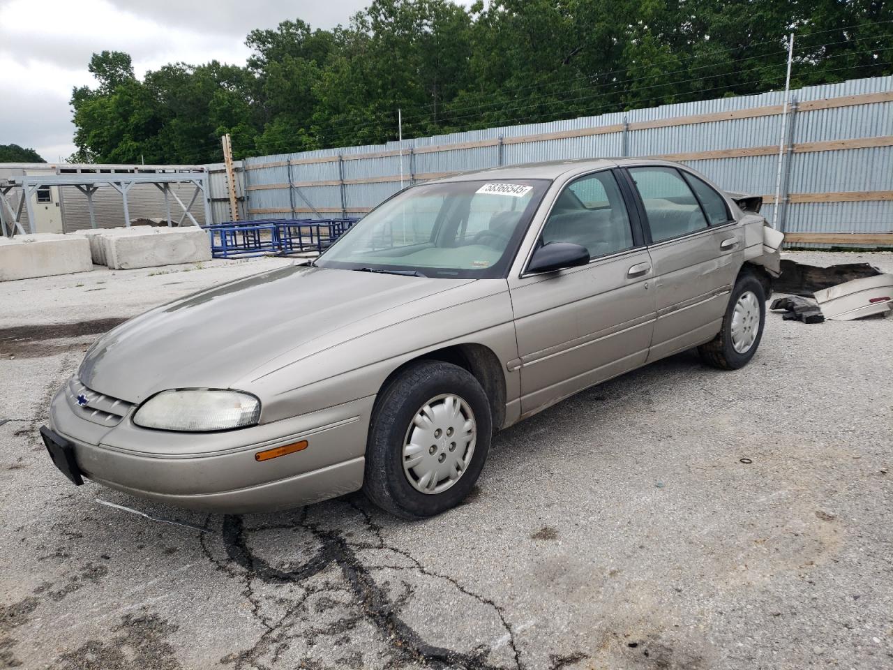 1999 Chevrolet Lumina Base იყიდება Rogersville-ში, MO - Rear End