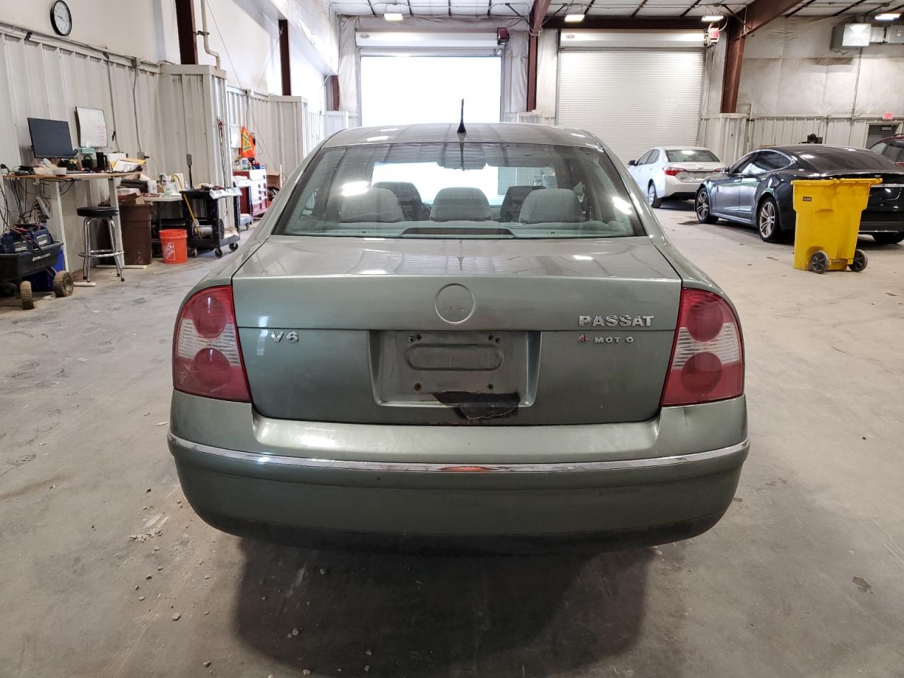 2001 Volkswagen Passat Gls 4Motion VIN: WVWSH63B81E215499 Lot: 56718205