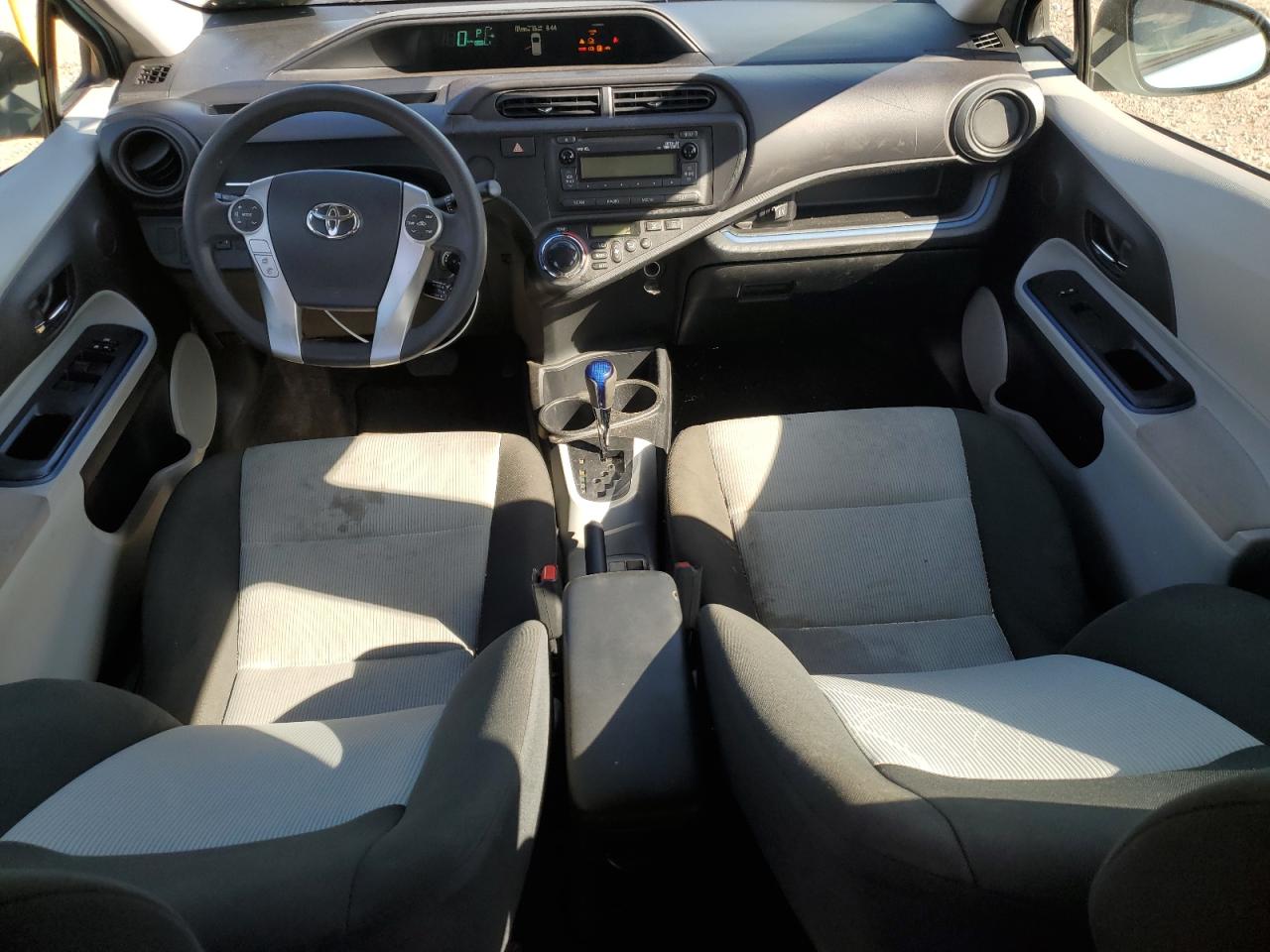 2013 Toyota Prius C VIN: JTDKDTB33D1041499 Lot: 57171775