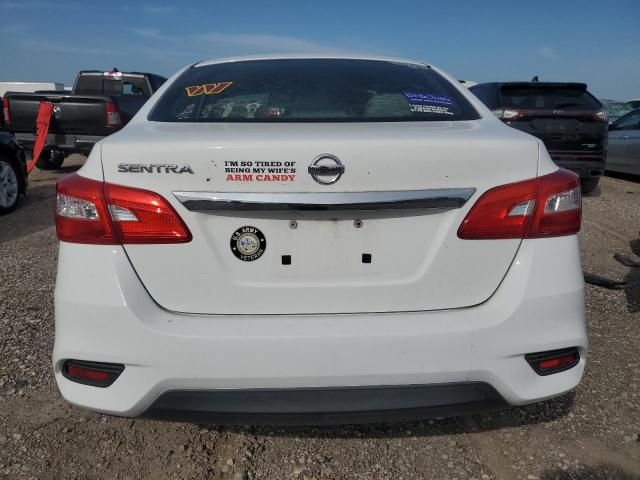 Sedans NISSAN SENTRA 2016 Biały
