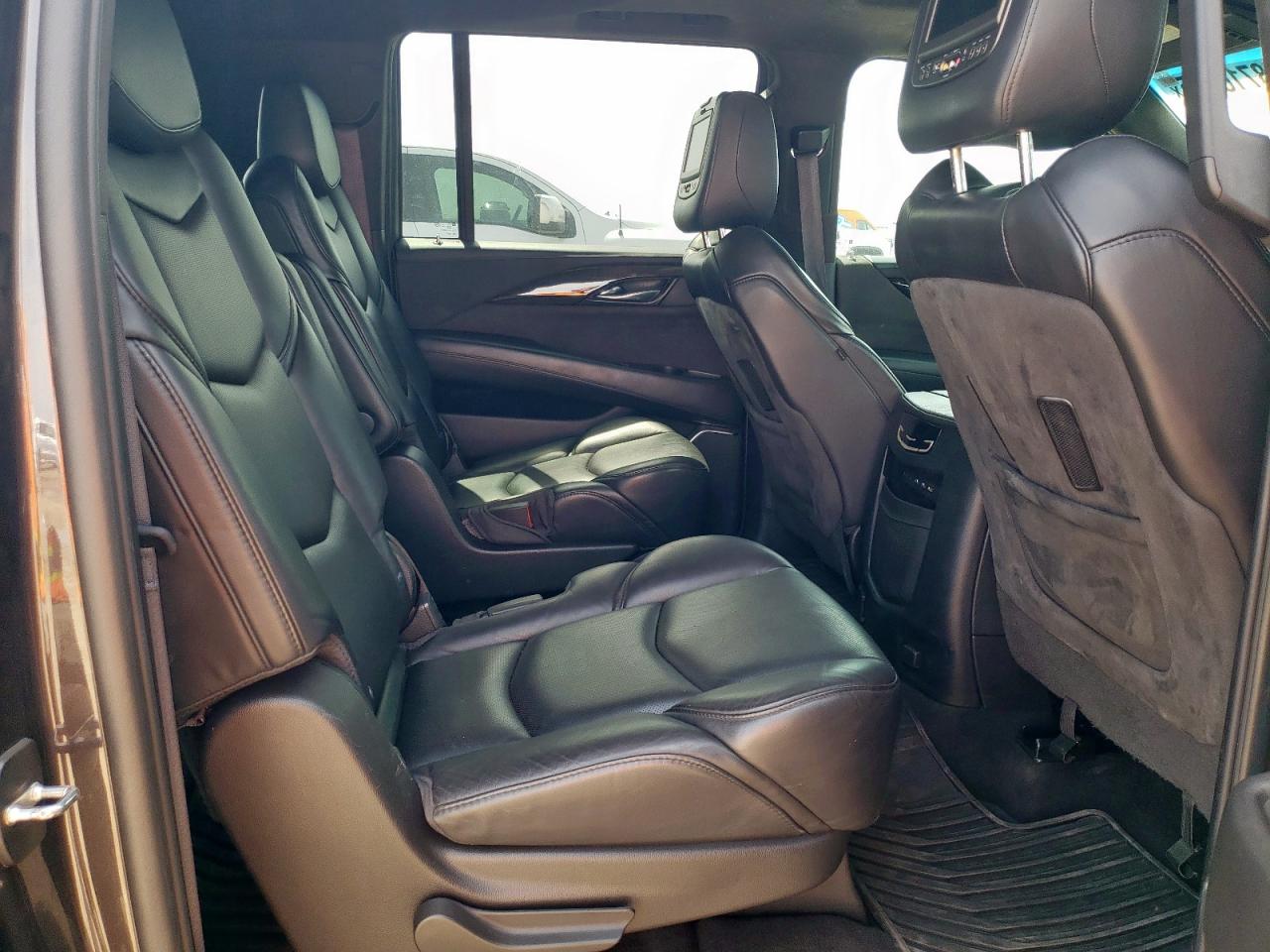 2017 Cadillac Escalade Esv Platinum VIN: 1GYS4KKJ7HR230635 Lot: 58716995