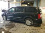 Eldridge, IA에서 판매 중인 2015 Chrysler Town & Country Touring - Front End