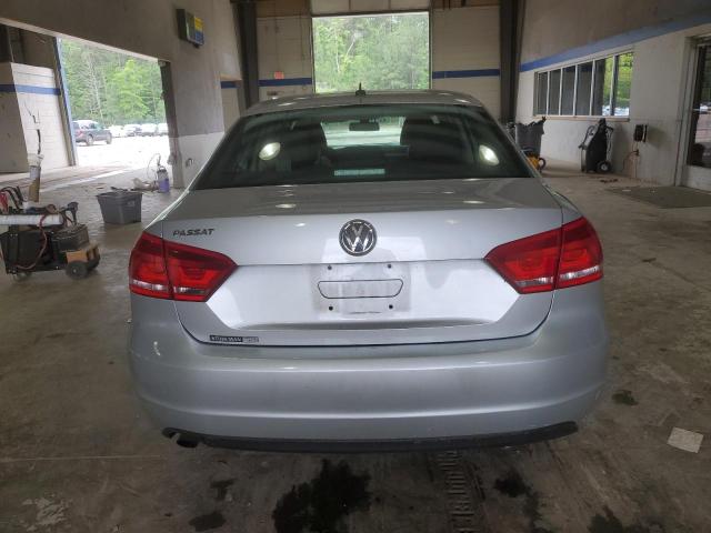  VOLKSWAGEN PASSAT 2012 Silver