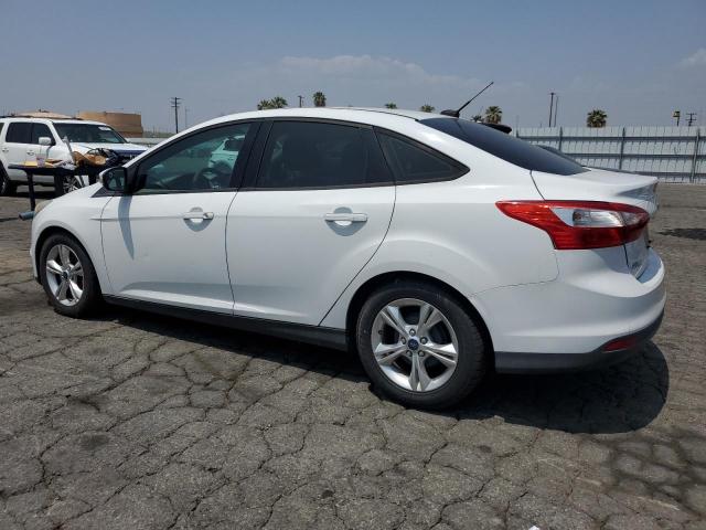  FORD FOCUS 2014 Белы