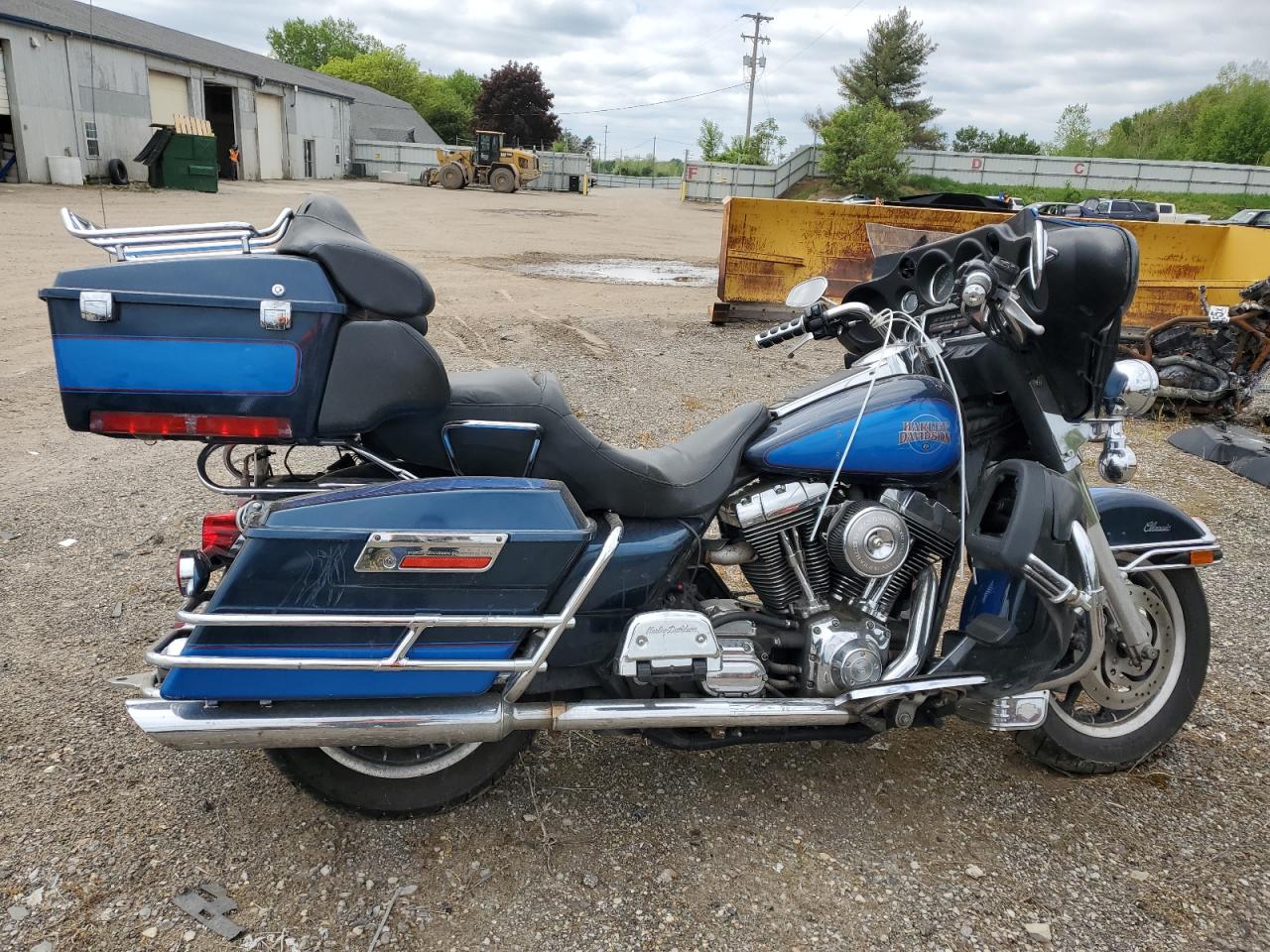 2004 Harley-Davidson Flhtci for Sale in Davison, MI - Side