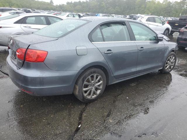 Sedans VOLKSWAGEN JETTA 2013 Szary