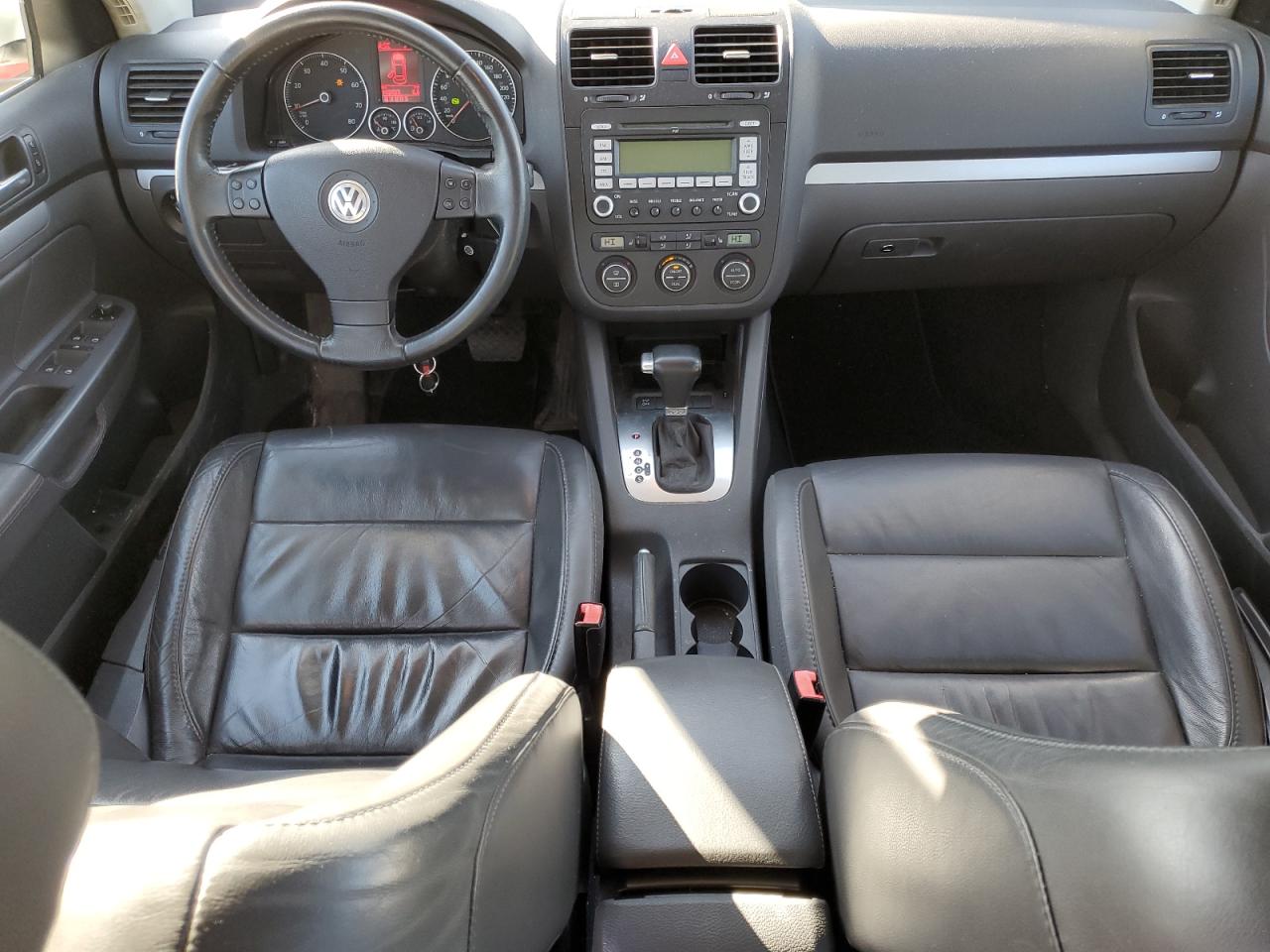 2007 Volkswagen Jetta 2.0T Premium VIN: 3VWNJ81K47M109633 Lot: 56069115