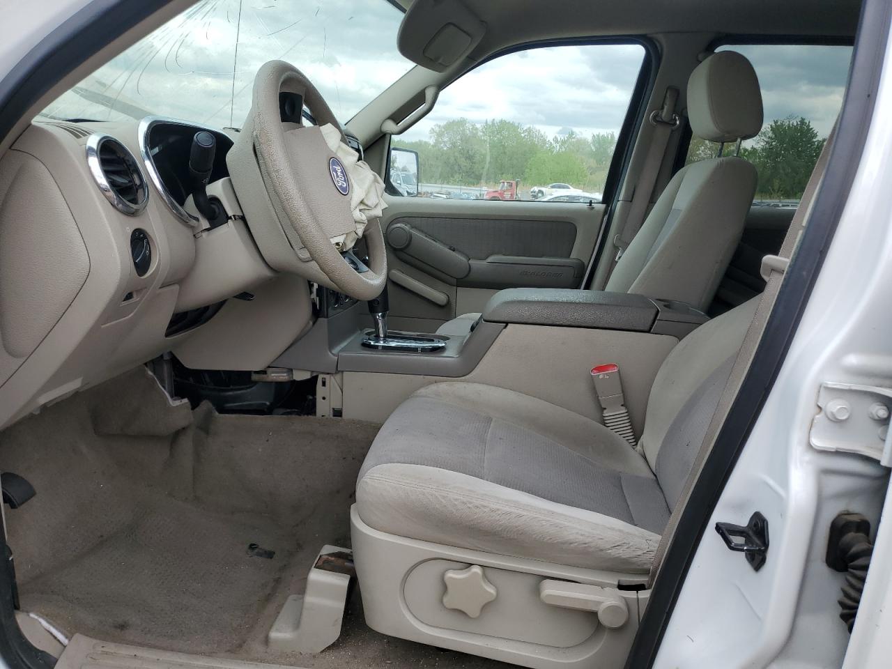 2007 Ford Explorer Xlt VIN: 1FMEU63E27UB71996 Lot: 56256295