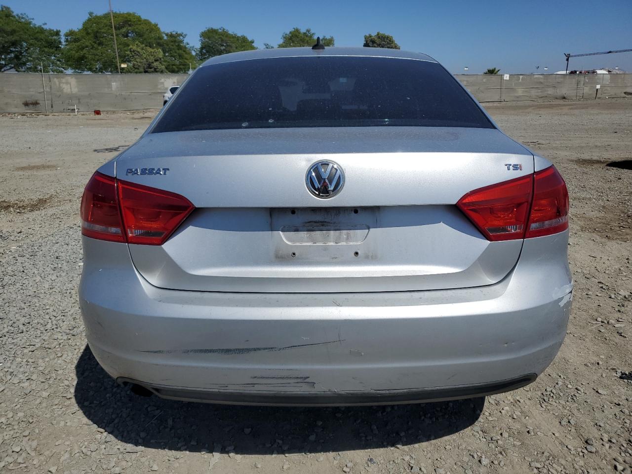 2015 Volkswagen Passat S VIN: 1VWAT7A33FC020096 Lot: 56963135