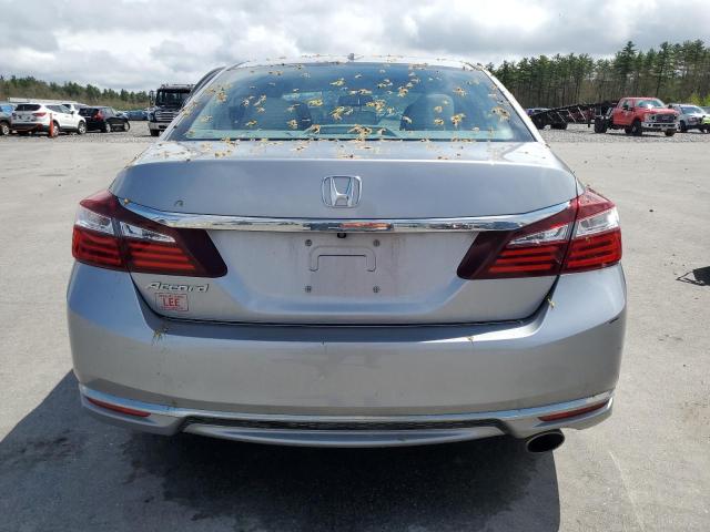 Sedans HONDA ACCORD 2017 Srebrny