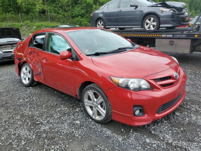  TOYOTA COROLLA 2013 Czerwony