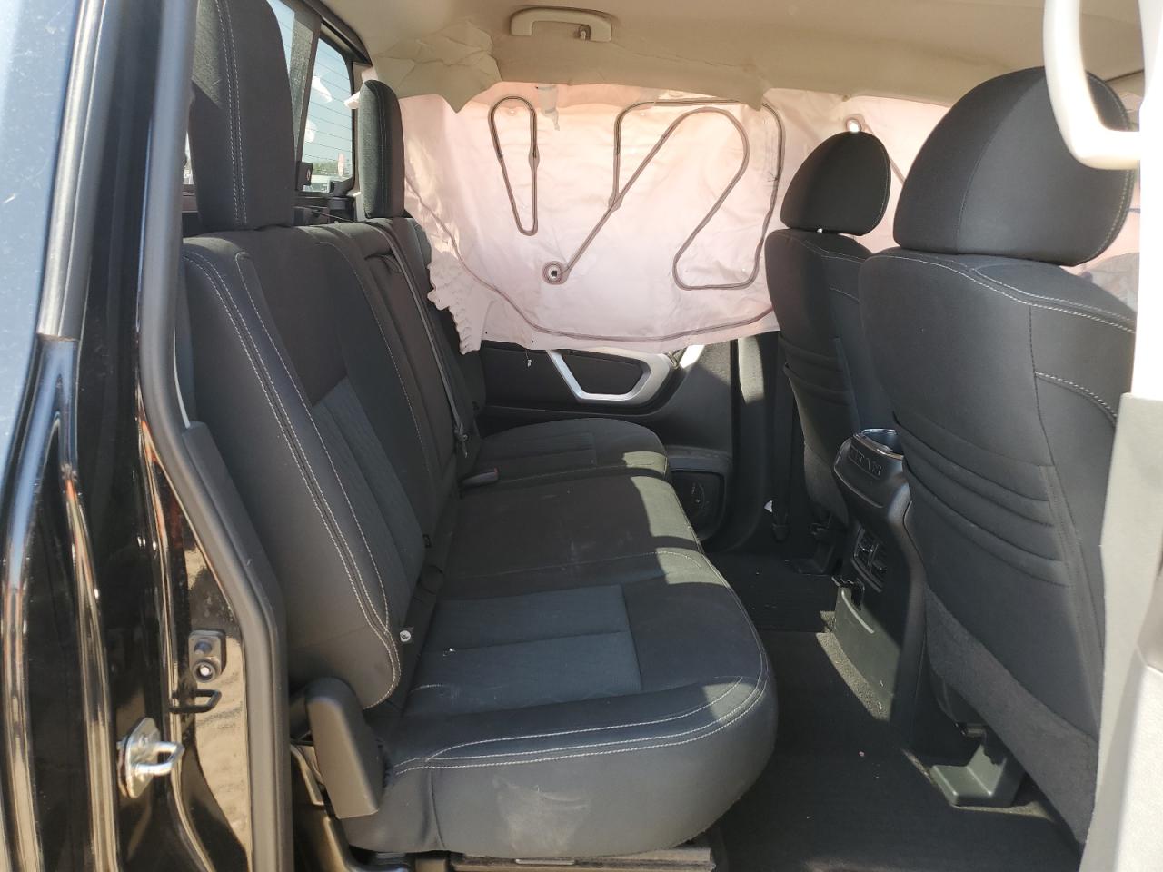 2017 Nissan Titan Sv VIN: 1N6AA1E5XHN570093 Lot: 56031355
