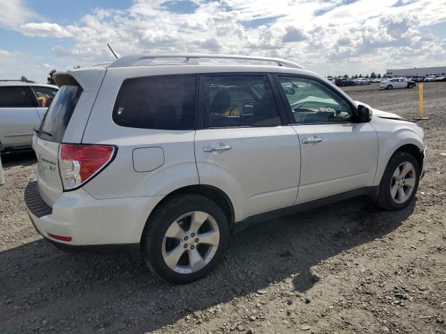  SUBARU FORESTER 2013 Biały