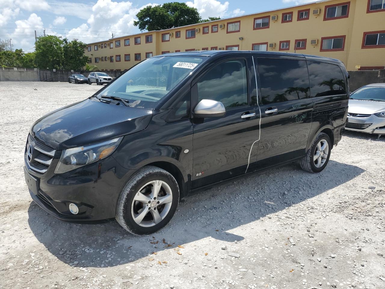 2017 Mercedes-Benz Metris