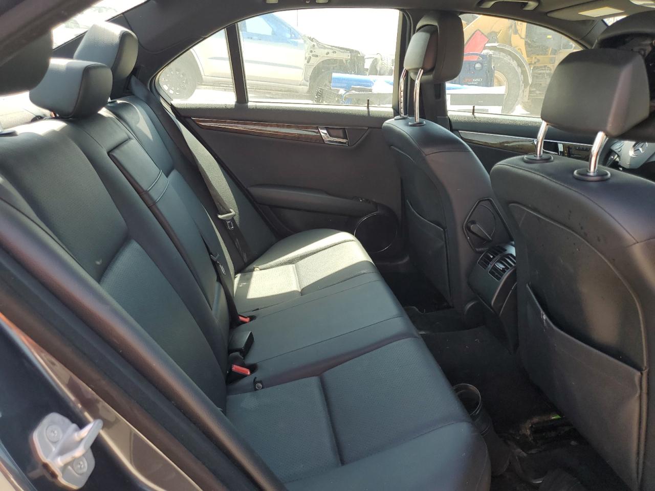 2009 Mercedes-Benz C 350 VIN: WDDGF56X79F208987 Lot: 56785365