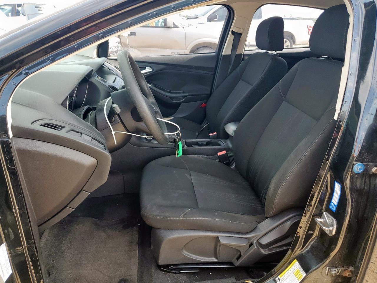 2015 Ford Focus Se VIN: 1FADP3K25FL210636 Lot: 58358135