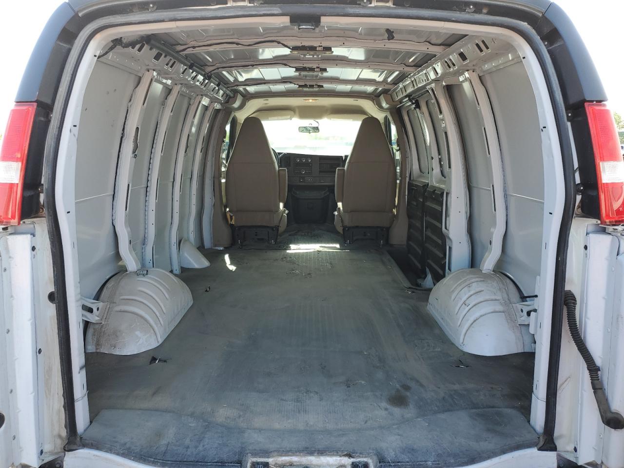 2022 Chevrolet Express G2500 VIN: 1GCWGAFP2N1246856 Lot: 56951385