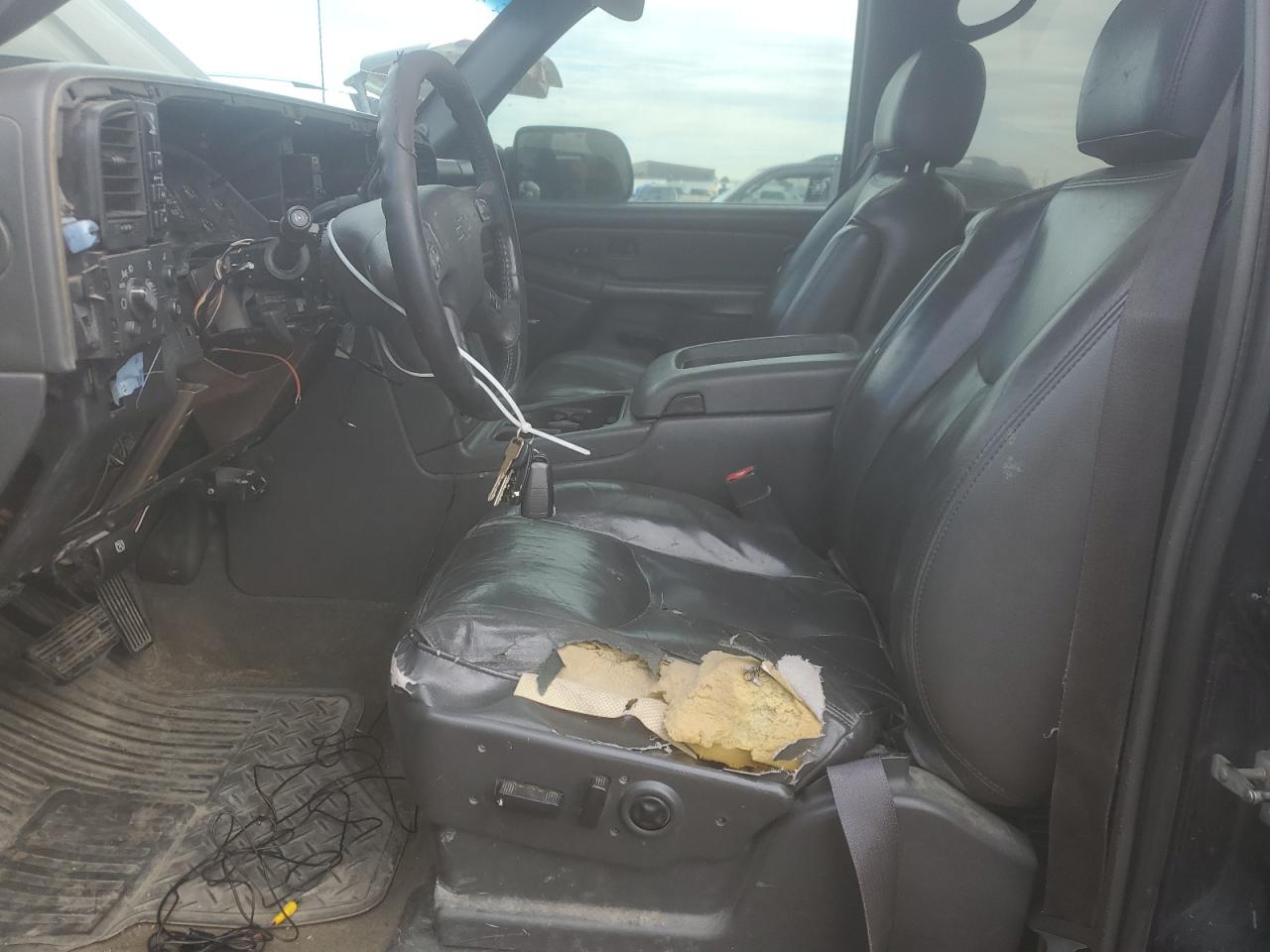 2005 Chevrolet Silverado K2500 Heavy Duty VIN: 1GCHK23215F913487 Lot: 57225445