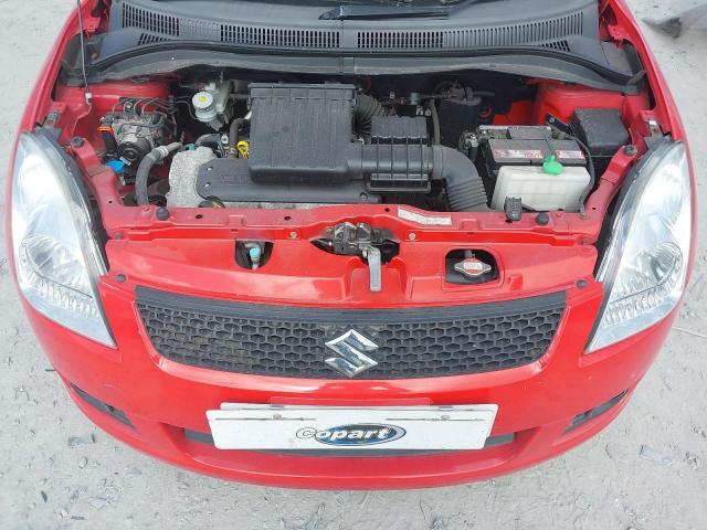 2010 SUZUKI SWIFT GLX