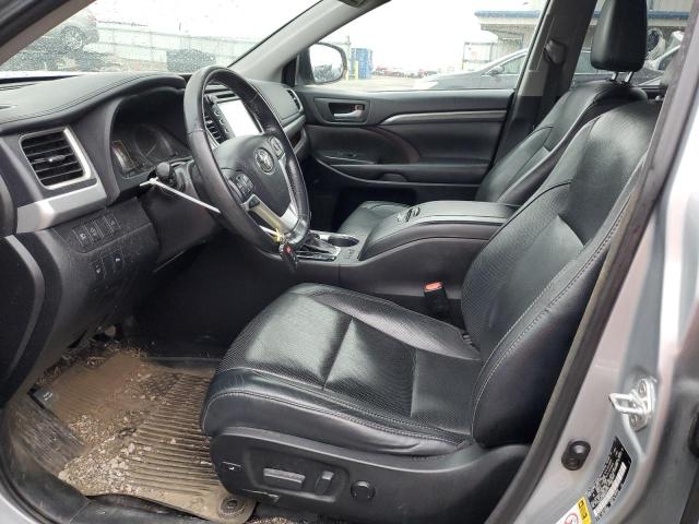  TOYOTA HIGHLANDER 2017 Srebrny