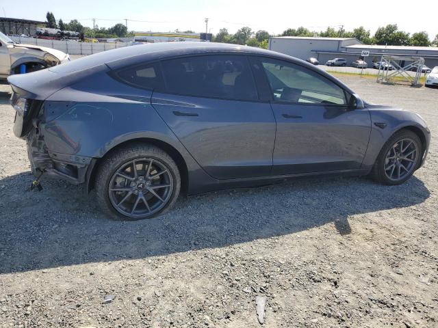  TESLA MODEL 3 2023 Серый
