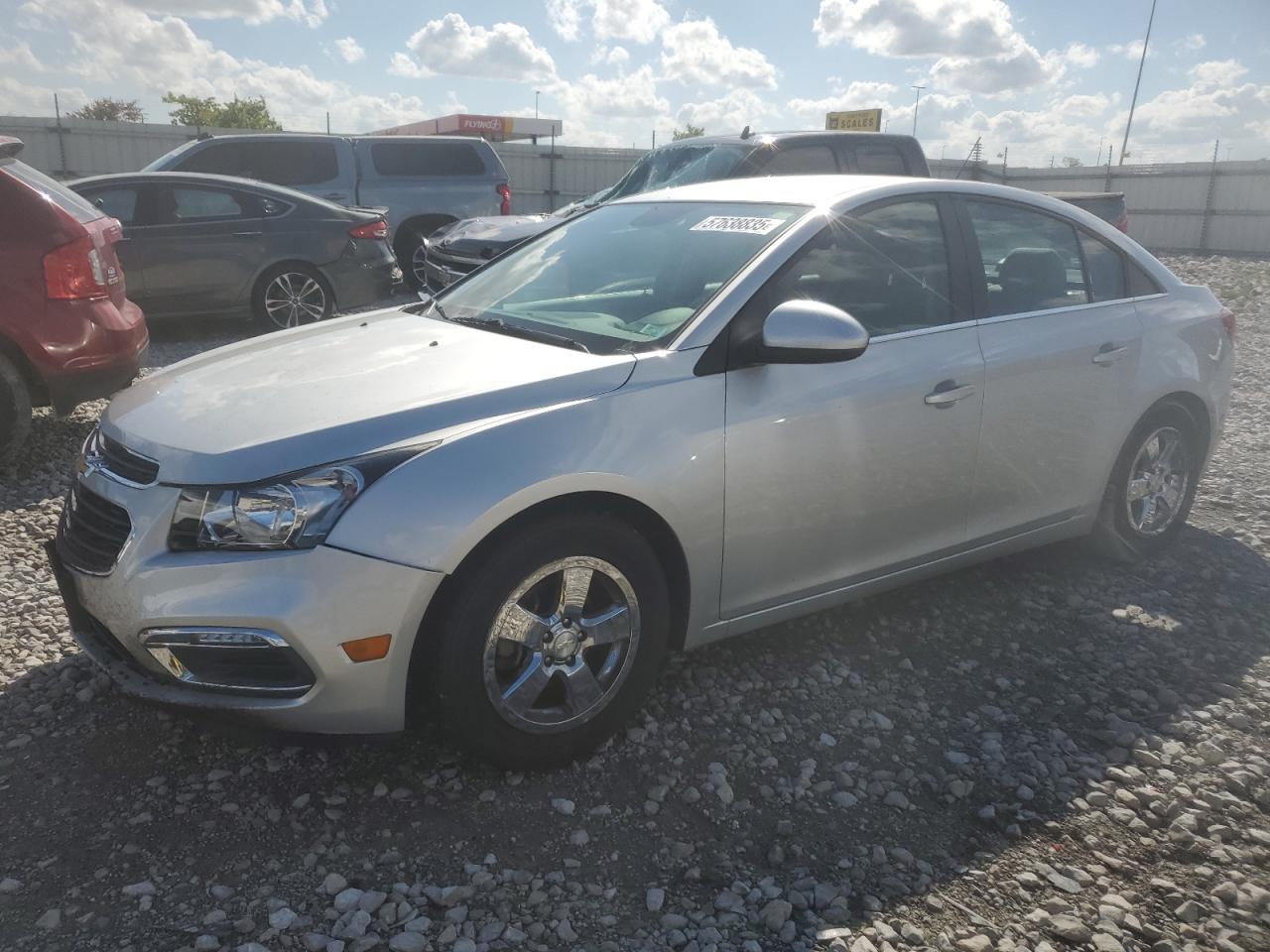 2015 Chevrolet Cruze Lt for Sale in Cahokia Heights, IL - Undercarriage