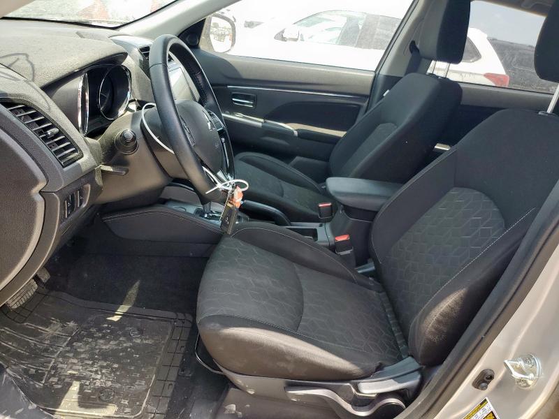  MITSUBISHI OUTLANDER 2021 Серебристый