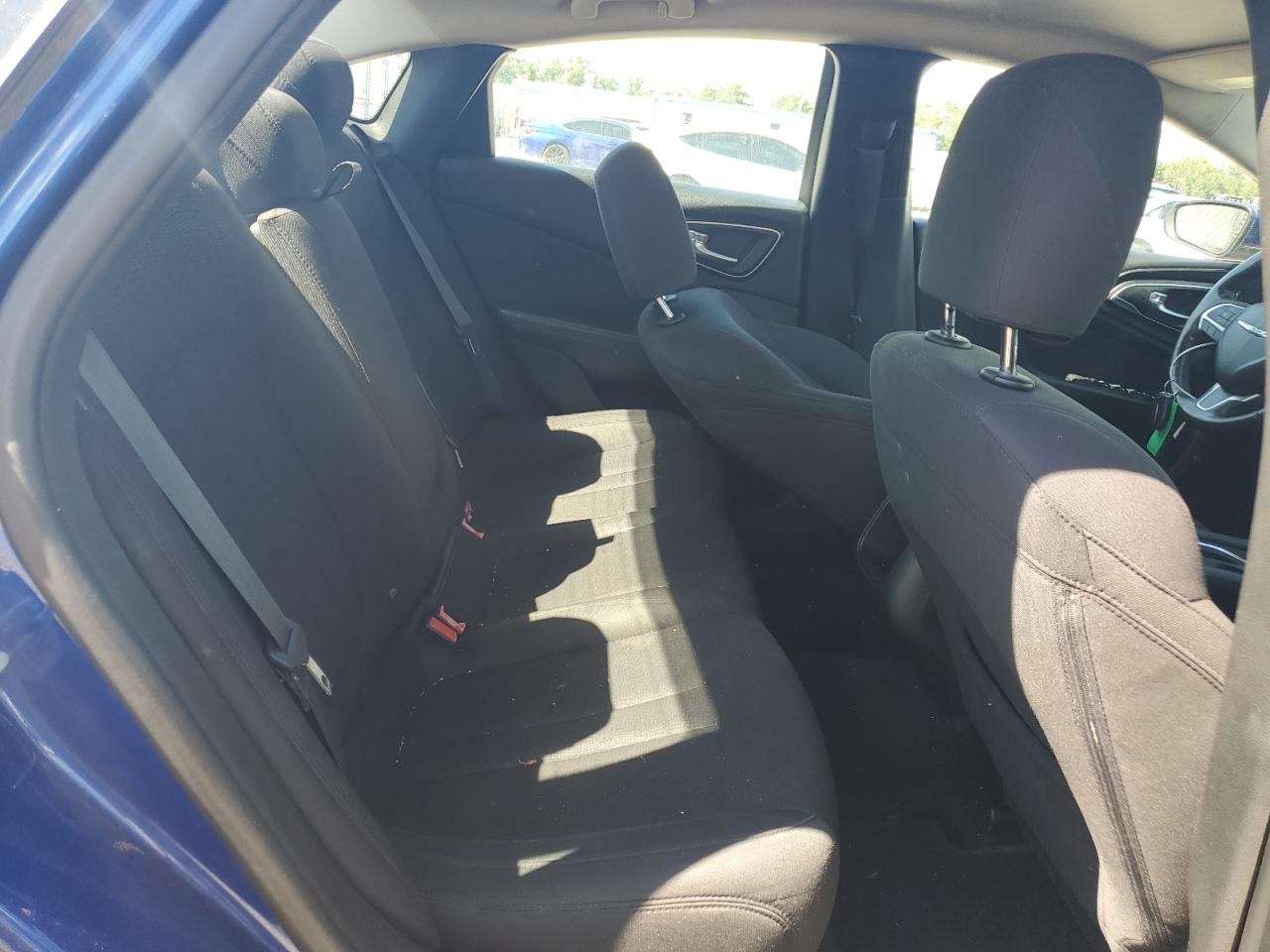 2015 Chrysler 200 Limited VIN: 1C3CCCAB9FN658065 Lot: 56538205