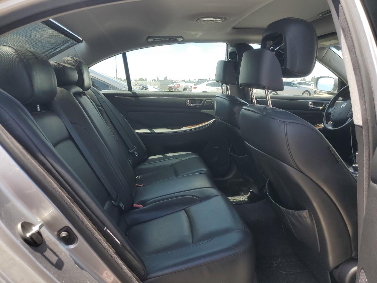 2010 Hyundai Genesis 3.8L VIN: KMHGC4DE7AU081149 Lot: 56995105