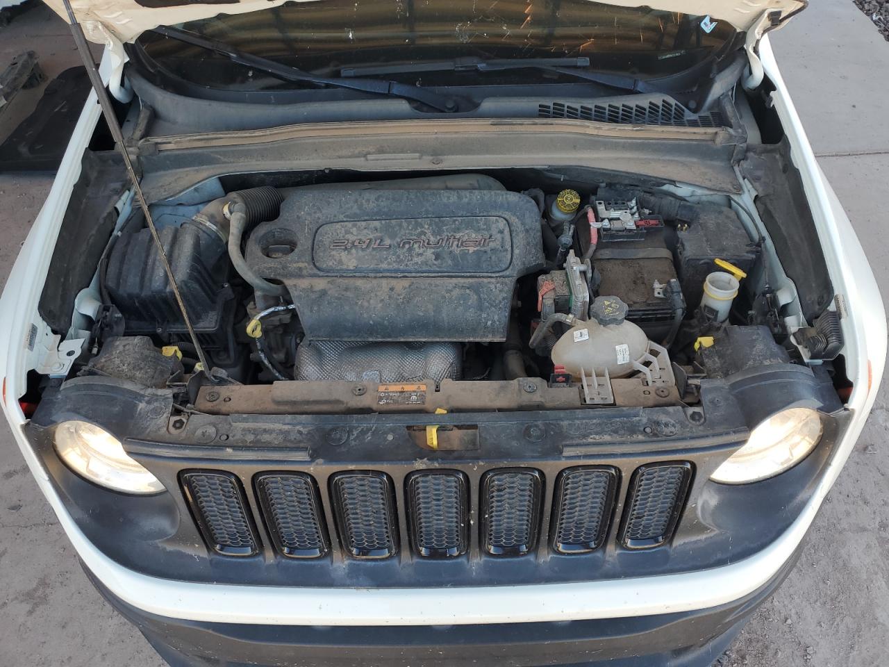 2017 Jeep Renegade Latitude VIN: ZACCJBBB2HPG61863 Lot: 57288135